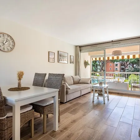 Apartment Le Zodiaque Ii-2 By Interhome
